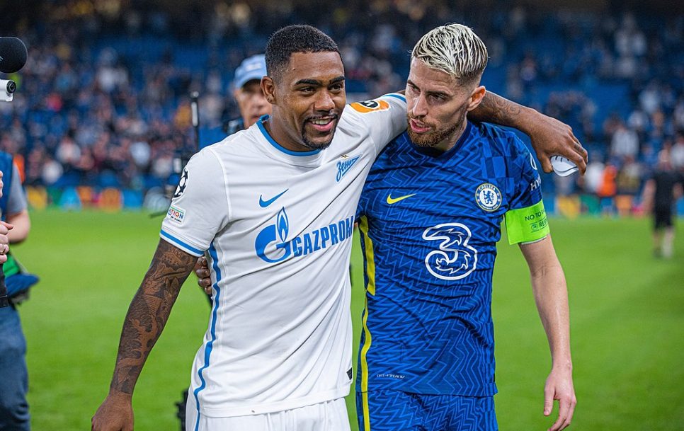 Malcolm ja Jorginho 2021/22 Meistrite liiga alagrupimängus Zeniidi ja Chelsea vahel. Foto: Vyacheslav Yevdokimov.