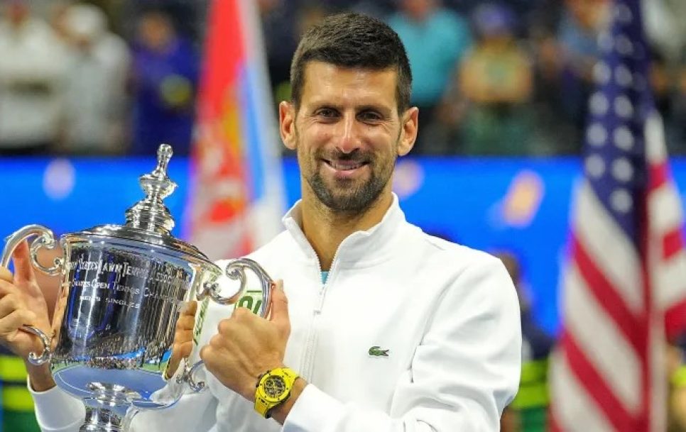 Novak Djokovic oma 24ndat suure slämmi võitu tähistamas. Foto: Erick W. Rasco/Sports Illustrated