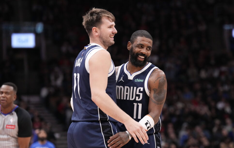 Luka Dončić ja Kyrie Irving peavad olema sisuliselt ideaalsed, et Dallas Mavericksil õnnestuks Boston Celtics seerias seljatada. Foto: Imago Images