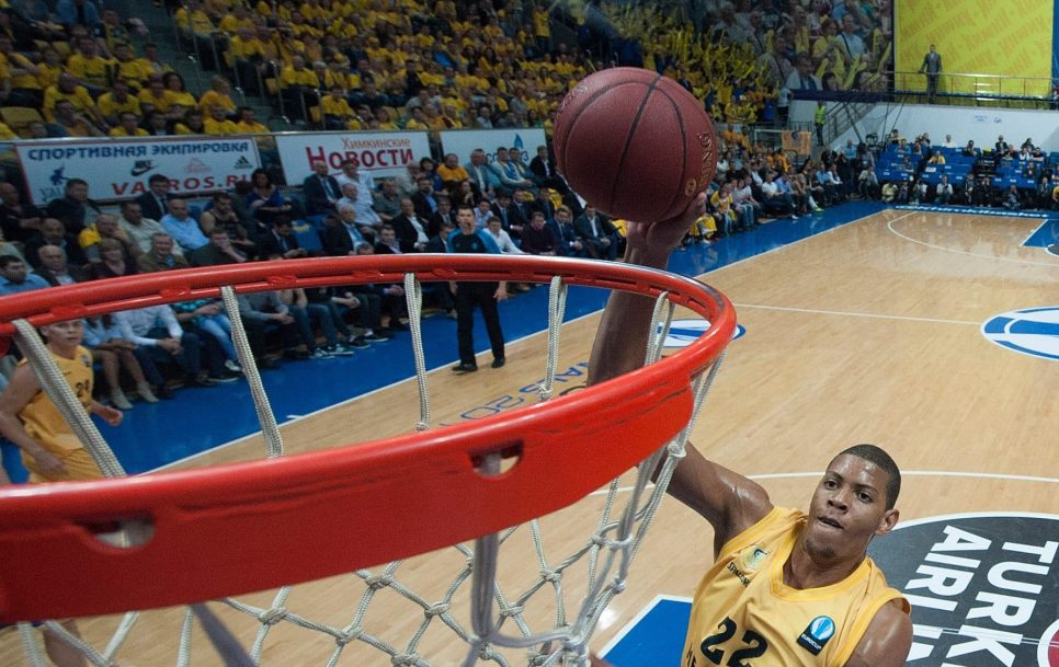 Walter Tavares sai Gran Canaria särgis ka eurosarja kogemust, kui pallis klubiga EuroCup’is. 2015. aastal valiti ta Vana Maailma tugevuselt teise klubisarja sümboolsesse viisikusse. Foto: Rodolfo Molina/EB, Getty Images