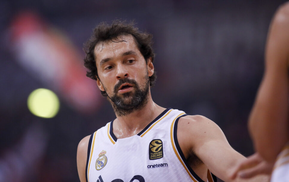 36 gadus vecais Serhio Ļuļs savas karjeras laikā trāpījis neskaitāmus trīspunktniekus. Gandrīz vairāk kā jebkurš cits, vismaz Eirolīgā! Avots: Panagiotis Moschandreou/Euroleague Basketball, Getty Images