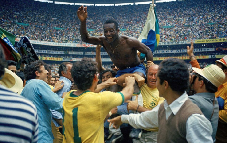 Pelé celebrating win in the 1970 World Cup