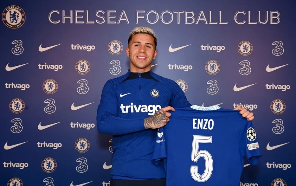 Enzo Fernández with the shirt of his new club Chelsea. Source: Darren Walsh / Chelsea FC / Getty Images
