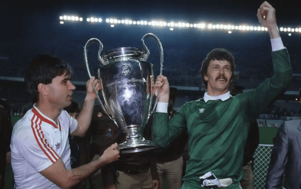 Helmut Duckadam, hero of the 1986 Champions League final with the winner’s trophy. Source: Bob Thomas / Getty Images