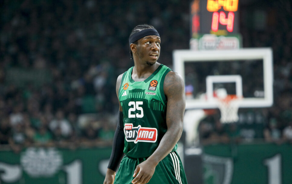 When Kendrick Nunn came to Europe, he declared he’s going to end the season here and then move back to the NBA. In a few months, the American has won the hearts of Panathinaikos’ fans who hope he won’t ever go back. Source: Panagiotis Moschandreou/Euroleague Basketball via Getty Images